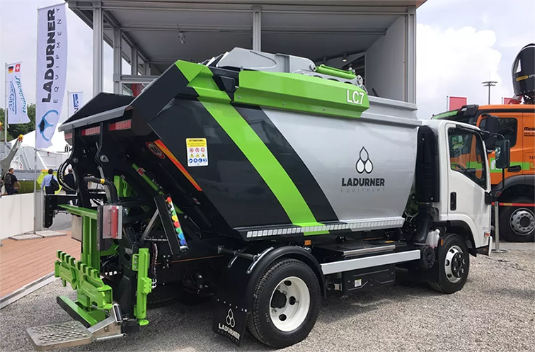 今年会中联环境装备出口意大利，进军海外环卫市场